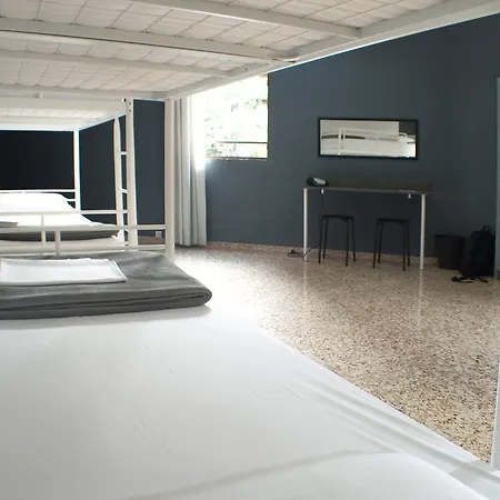 Quart Youth & Valencia