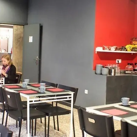 Quart Youth & Vandrarhem Valencia