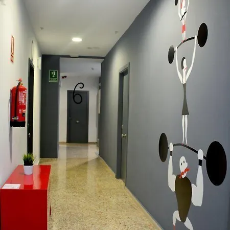 Quart Youth & Vandrarhem *