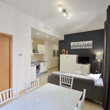 Hostal Quart Youth & *