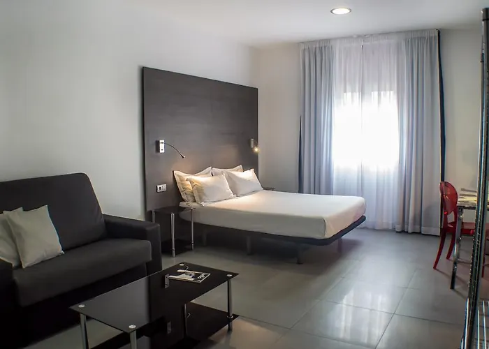 Hostal Quart Youth & Valencia