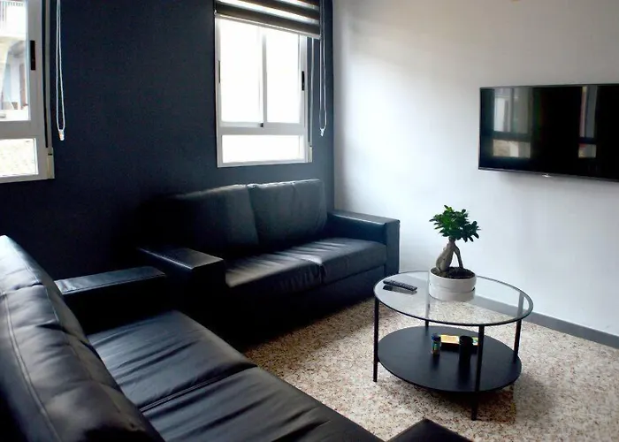 Quart Youth & * Valence