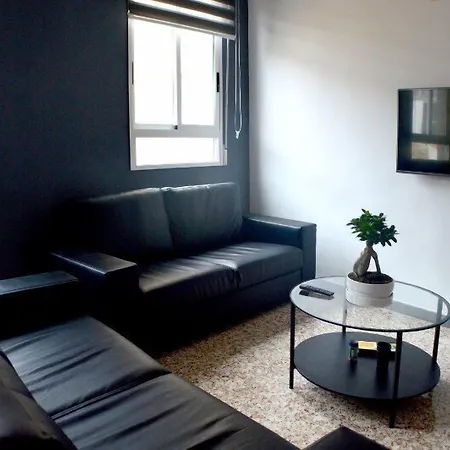 Quart Youth & * Valencia