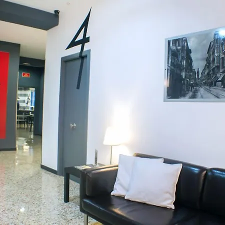 Hostel Quart Youth &